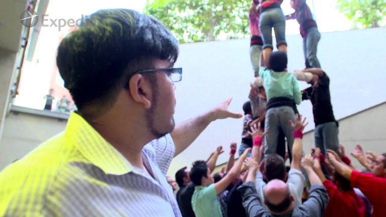 Barcelona Travel Guide: Barcelona Castellers – A People Shaped Travel Video by Expedia UK
